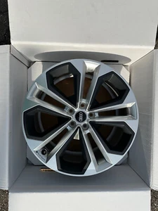 Original Audi Q3 Alufelgen 20 Zoll S-Line - Bild 1 von 3