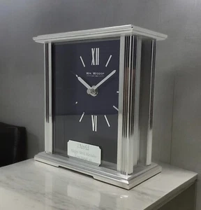 Personalisierte stilvolle silberne Manteluhr - graviert Geburtstag Ruhestandsgeschenk - Bild 1 von 7