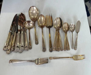 Vintage Rogers _ Eternally Yours _ 22 Piece Silverplate Flatware Collection - Picture 1 of 12