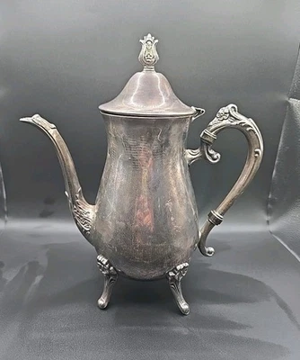 Vintage Wm. A. Rogers By Oneida Silversmiths Silver-Plated Coffee Tea Pot - Image 1 of 4