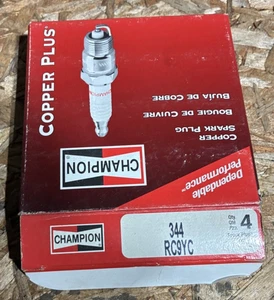 4 Pack Champion Copper Plus 344 RC9YC Spark Plugs - Picture 1 of 2