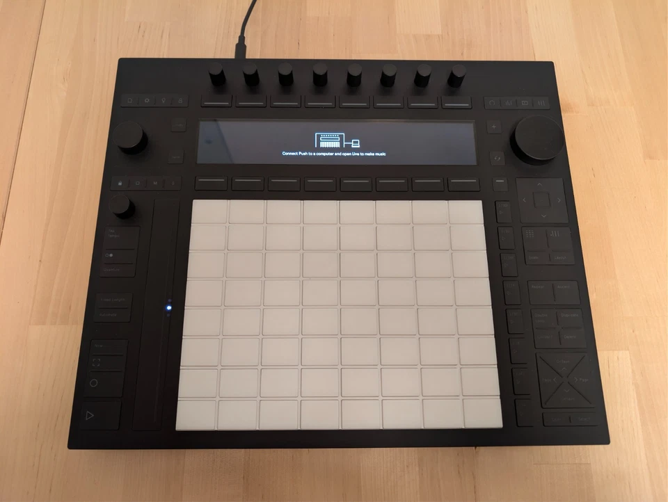 Ableton Push 3 Controller - wie neu, OVP + Decksaver + Koffer, Garantie 03/2028 - Bild 1 von 4