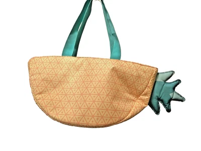 Tote bag insulated pineapple shape large New WOT - Image 1 of 4