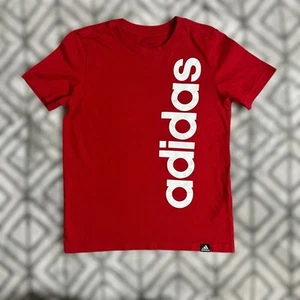 Adidas Boys Red Short Sleeve Logo Print T-Shirt Size 7 Regular Fit - Picture 1 of 7