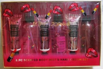 ПОДАРОЧНЫЙ НАБОР BETSEY JOHNSON 6 ШТ., АРОМАТИЗИРОВАННЫЙ ТУМАН ДЛЯ ТЕЛА И КРЕМ ДЛЯ РУК, РОЗЫ, ЛАВАНДА, ВАНИЛЬ - Изображение 1 из 2