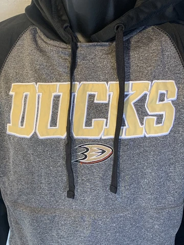 NHL Anaheim Ducks Pullover Hoodie Logo Youth Small 16” X 23” Long Sleeve Defect Cover