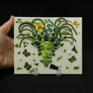 Green Man Fused Art Glass Panel On A Stand OOAK O'Dare - Picture 1 of 3
