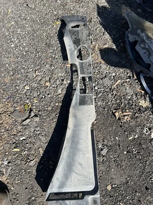 Capa sob o capô Audi A5 2016  - Imagem 1 de 3