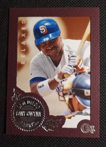 1996 Fleer Skybox #277 Tony Gwynn - Relaxed - HOF Insert Padres Baseball Card 