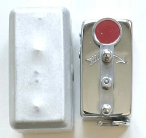 VINTAGE FOTOGRAFIE AUTOMATIK KAMERA SELBSTAUSLÖSER IM ORIGINAL KOFFER MADE IN JAPAN - Bild 1 von 4