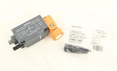 Siemens 3RG6143-3MM00 Ultrasonic Sonar Proximity Sensor - Image 1 of 4
