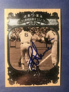 SIGNED BUCKY DENT 1999 UPPER DECK MEMORABLE SHOTS CARD - CERTIFIED AUTOGRAPH - Picture 1 of 3