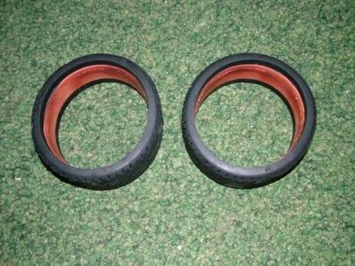 RC Reifen 2 Stück Durchmesser 16cm Breite 6,5 cm  13 cm mit Einlage M100233R Neu - Bild 1 von 3