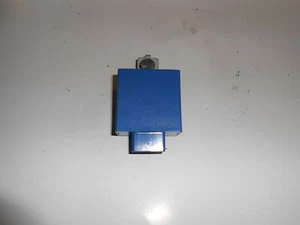 Relé Mazda 323 F año 2000-2002 GE4T66810 - Imagen 1 de 1