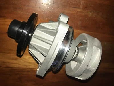 SALARI 水泵复合叶轮宝马 1992-05 323i 325i 328i 525i 528i M3 Z3 — 第 1/4 张图片