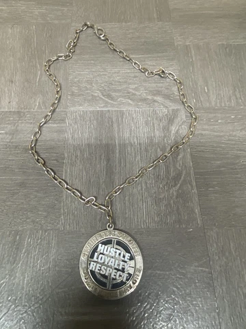 2006 WWE Chain Necklace Hustle Loyalty Respect Spinner Metal John Cena Cover