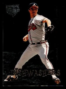 Greg Maddux HOF 1998 SkyBox Dugout Axcess #D1 Atlanta Braves NM-MINT - Picture 1 of 2