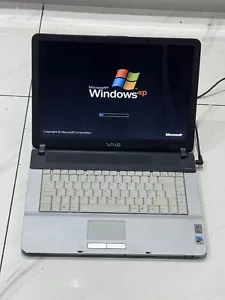 Retro Vintage Sony VAIO PCG-7L1M Intel Pentium M 1.73Ghz 504MB Win XP - Picture 1 of 12