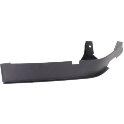Front Passenger Side Bumper Filler 1999-2007 GMC Sierra 00-06 Yukon GM1089170 - Image 1 of 3