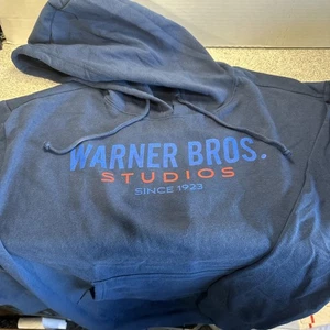 Warner Bros. Studios  Sweatshirt Hoodie Blue Medium *NEW* - Picture 1 of 2