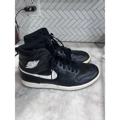 Nike Air Jordan 1 Retro Alto OG Negro Blanco 555088-011 Para hombres Talla 11.5 Foto 1 de 4