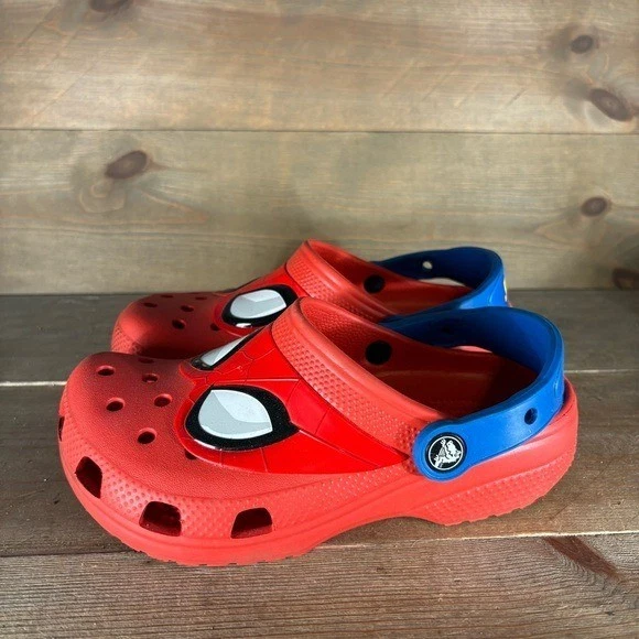 Crocs Clásico Niños Juventud Talla 2 Zapatos Rojo Spiderman Sin Cordones Confort Zuecos Sandalia Foto 1 de 4