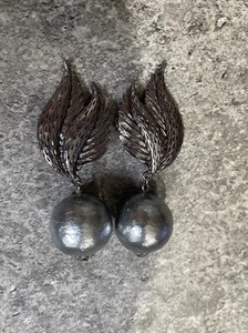 Vintage Silver Tone Large Bead Dangle Leaf Clip On Earrings Gar2-86 - Picture 1 of 5