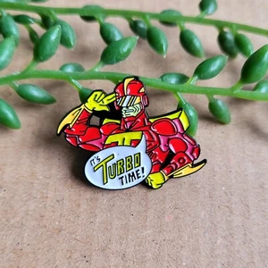 Jingle all the Way Enamel pin badge - Turbo Man Christmas Movie Metal Pin Gift - Picture 1 of 1