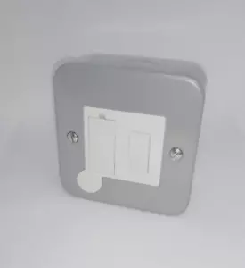 13A Switched Fused Spur Outlet Metal Boxed Grey 8x8cm 4cm Back Box Depth 7336 - Picture 1 of 8
