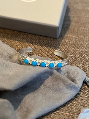 Jay King 纯银睡美人绿松石儿童袖口手链 全新 — 第 1/4 张图片