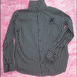 Boy's Grey with Black Stripe Long Sleeve Polo Top Boy's Size: Large (14/18) - Picture 1 of 4