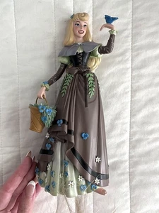 DISNEY SHOWCASE Botanical Briar Rose Sleeping Beauty Aurora Figurine 6014849 - Picture 1 of 5