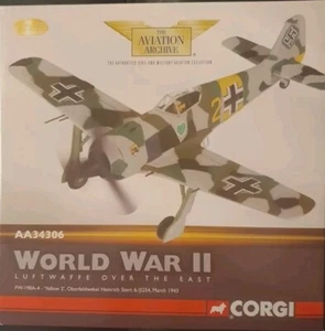 Corgi Aviation FW-190A-4 'Yellow 2' Oberfeldwebel H. Sterr AA34306 1:72 - Picture 1 of 3