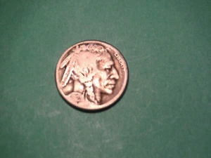 1923 S BUFFALO NICKEL - Good Circulated - Picture 1 of 3