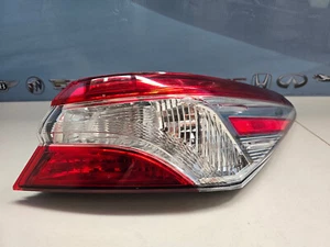 2018 2019 2020 TOYOTA CAMRY  SIDE RIGHT TAIL LIGHT OEM USED - Picture 1 of 10