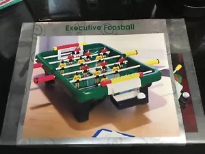 Perfect Solutions Executive Foosball NUEVO Sellado Sin Usar Juego de Mesa - Imagen 1 de 4