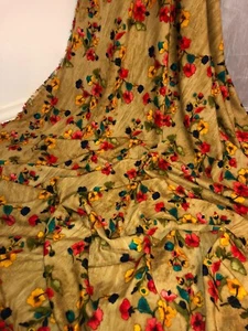 1 MTR BEIGE/MULTI COLOURED SOFT FLORAL RAYON VISCOSE DRESS FABRIC 45” WIDE - Picture 1 of 12