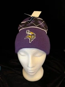 NFL~MINNESOTA VIKINGS TEJIDO ARGYLE~PÚRPURA~SOMBRERO MEDIAS ESTILO PUÑO~GORRA~BEANIE~NUEVO CON ETIQUETAS - Imagen 1 de 4