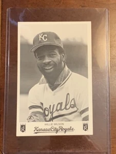 1985 Willie Wilson Kansas City Royals Team Issue Black And White Photo - Picture 1 of 2