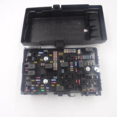 OEM Chrysler Pacifica 3.6L 2022-2023 Fuse Box Power Distribution SEE DESC - Image 1 of 4