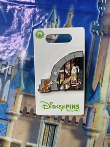 2023 Disney Parks Pirates Of The Caribbean Jail Scene Dog With Keys OE Pin - Picture 1 of 1