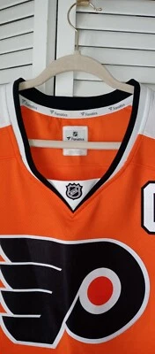Camiseta para hombre/L/PhiladelphiaFlyers/naranja-negro/C.GIROUX/Capitán-28/marca-Fanatics Foto 1 de 4