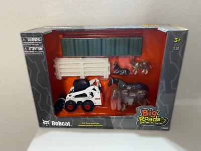 ERTL 1/32 Bobcat Hobby Set w/ S450 Skid Loader, Animals, Bales & Fence 47394 - Image 1 of 4