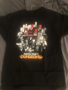 Minecraft Dungeons Mob T-Shirt Black Size Large Free Shipping! - Picture 1 of 1