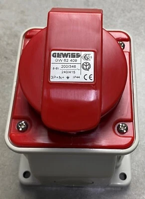 GEWISS GW62409 10° ANGLED SURFACE-MOUNTING SOCKET-OUTLET IP44 - 3P+N+E 16A 415V - Image 1 of 4