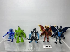 BEN 10 - BANDAI - Action Figures - 6-7CM / 2.5” - INTERCHANGEABLE - BUNDLE - 13 - Picture 1 of 8