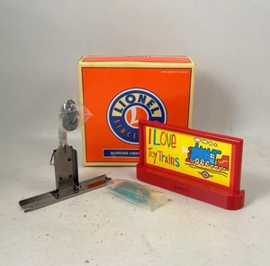 🌟Lionel 6-52269 Blinking Billboard Complete w/ 2 Billboards "I Love Toy Trains" - Picture 1 of 6