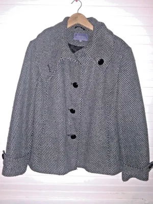 AUTONOMY GREY PATTERN & LINED COAT SIZE UK 20 LENGTH: 25.5" WOOL & FIBRES MIX - Image 1 of 4