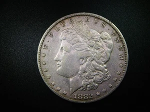 1882 MORGAN SILVER DOLLAR NICE DETAIL COLLECTOR GRADE COIN M568 - Picture 1 of 5