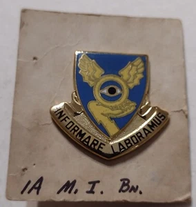 1st MILITARY INTELLIGENCE BATTALION DUI CREST D-22 DENMARK HALLMARK :KY24-9 - Picture 1 of 1